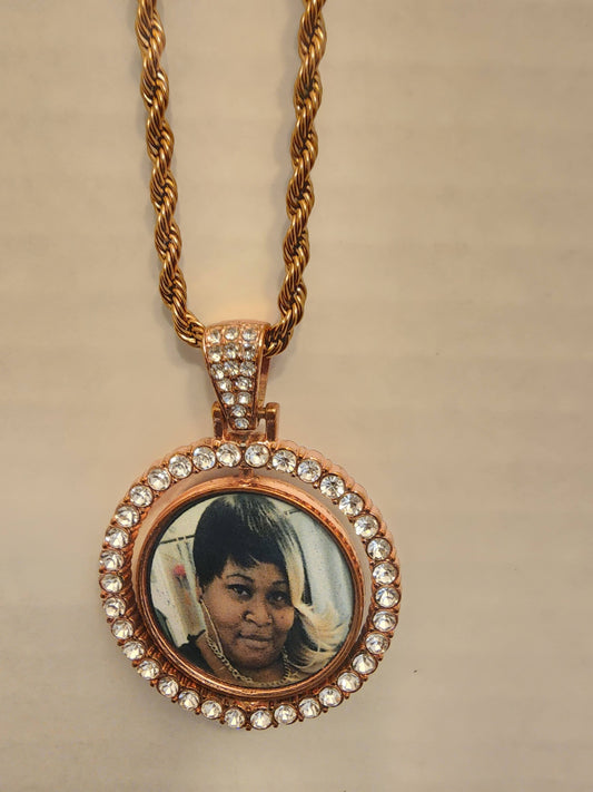 Timeless Elegance Meets Personal Touch!